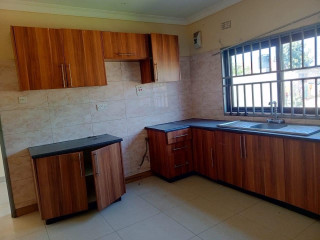 3-bedroom-flat-for-rent-in-chalala