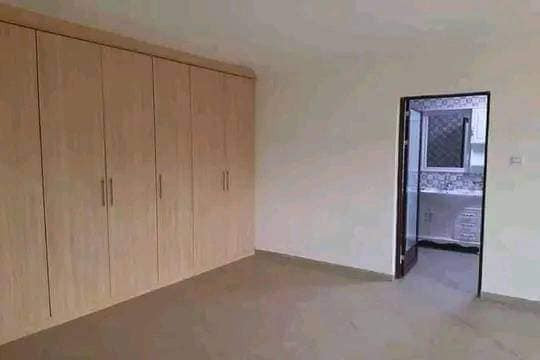 5-bedroom-house-for-sale-in-new-kasama-big-0