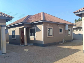 3-bedroom-flat-for-rent-in-chalala