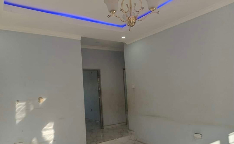 3-bedroom-flat-for-rent-in-chalala-big-5