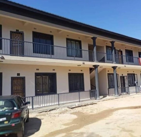 4-bedroom-flat-for-rent-in-meanwood-big-0