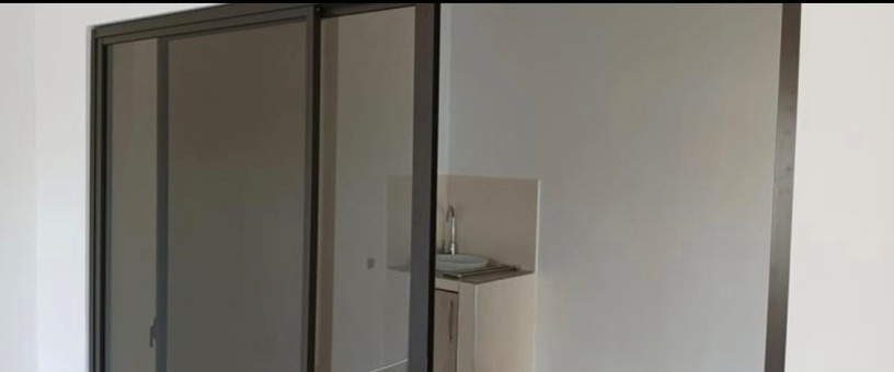 3-bedroom-flat-for-rent-in-meanwood-big-4