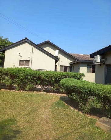 neat-and-modern-fully-furnished-apartments-for-rent-in-roma-lusaka-big-2