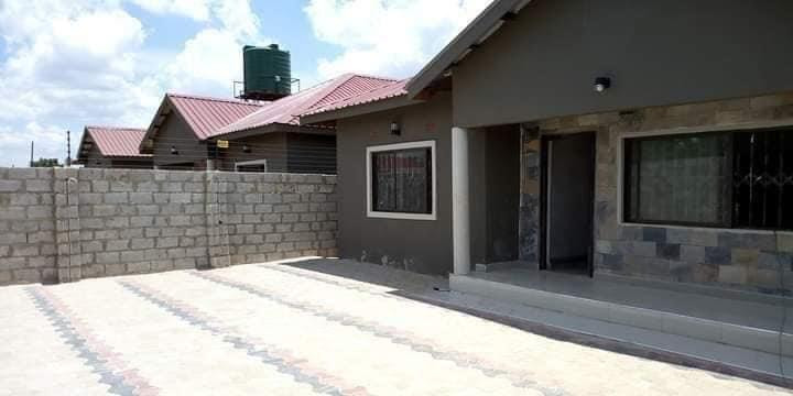 2-bedroom-house-for-rent-in-new-kasama-big-1