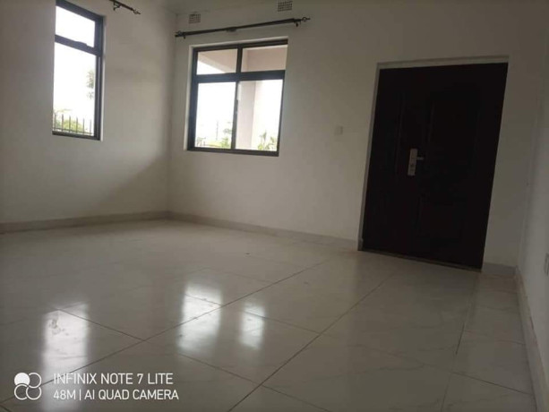 3-bedroom-house-for-sale-in-silverest-big-4