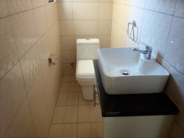 house-for-sale-in-a-gated-estate-in-eureka-park-big-2