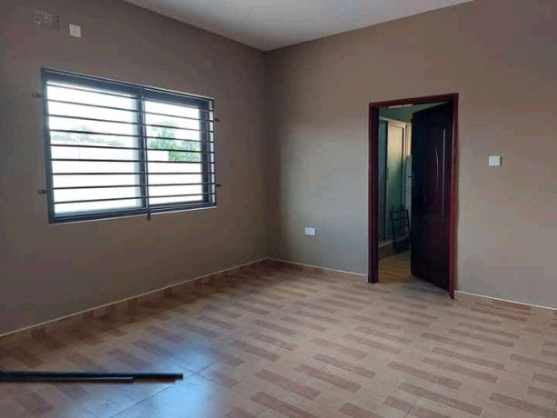 4-bedroom-house-for-sale-in-new-kasama-big-7