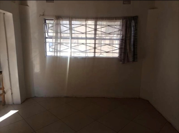 1-bedroom-flat-for-rent-in-kamwala-south-big-2