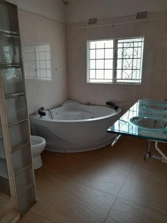 5-bedroom-house-for-rent-in-roma-big-8