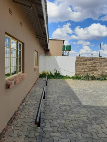 3-bedroom-flat-for-sale-in-makeni-main-big-5