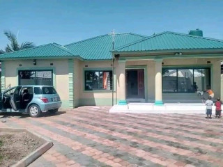 3-bedroom-house-for-rent-in-salama-park