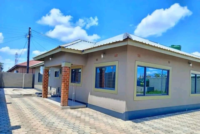 3-bedroom-house-for-sale-in-new-kasama-big-1