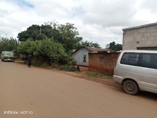 property-for-sale-in-chilenje-big-2