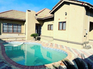 4-bedroom-house-for-rent-in-roma-park