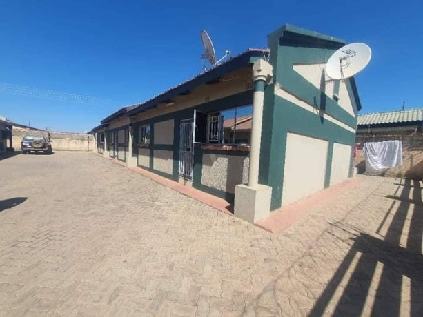 2-bedroom-flat-for-rent-in-phi-big-0