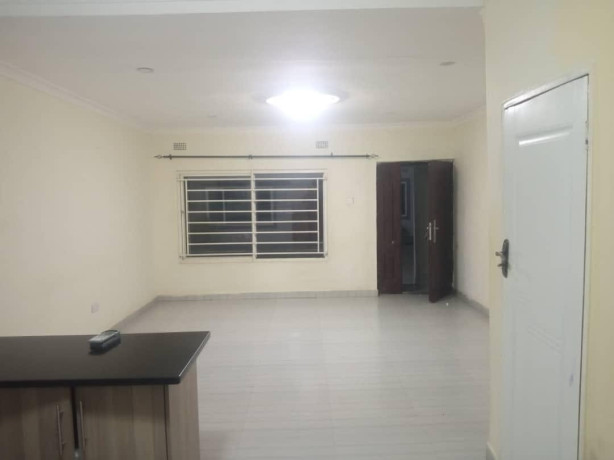 2-bedroom-flat-for-rent-in-lilayi-big-3