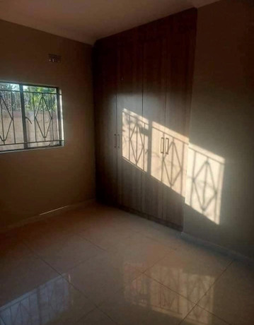 2-bedroom-flat-for-rent-in-phi-big-2