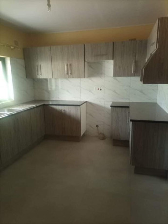 2-bedroom-flat-for-rent-in-makeni-big-2