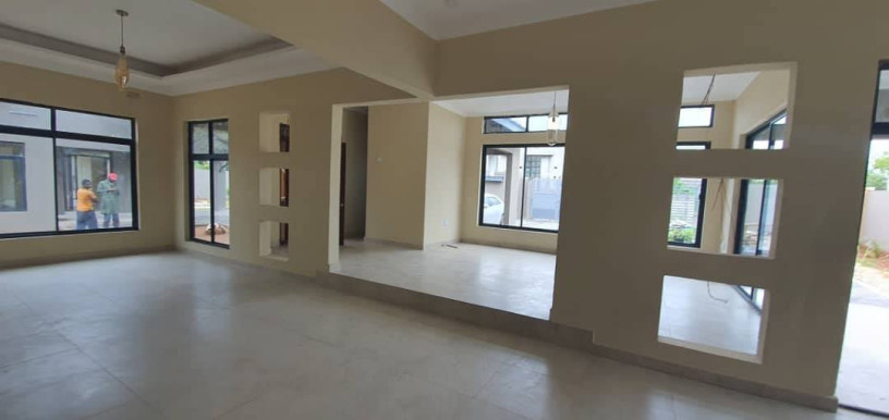 2-3-bedroom-flats-for-sale-in-meanwood-ibex-big-4