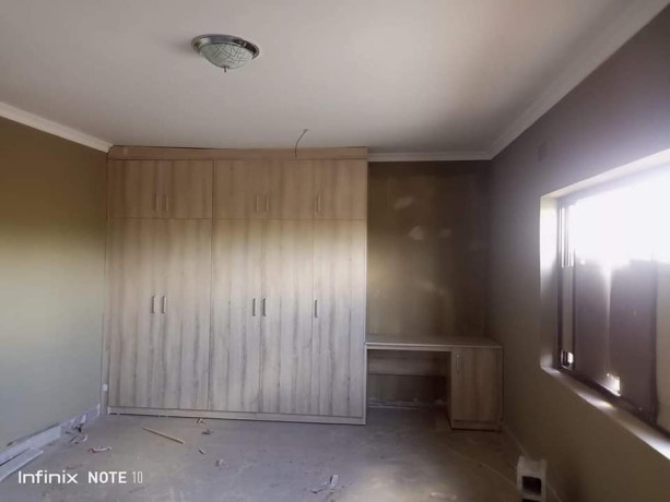 3-bedroom-house-for-sale-in-lilayi-estates-big-2