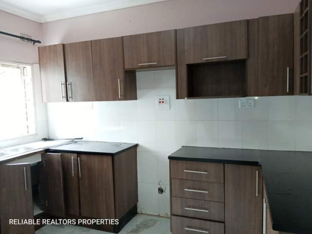 3-bedroom-flat-for-rent-in-lilayi-estate-big-6