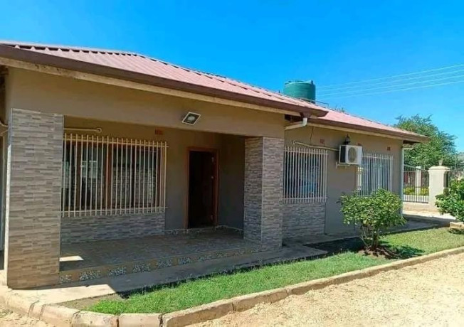 2-bedroom-flat-for-rent-in-ibex-meanwood-big-0