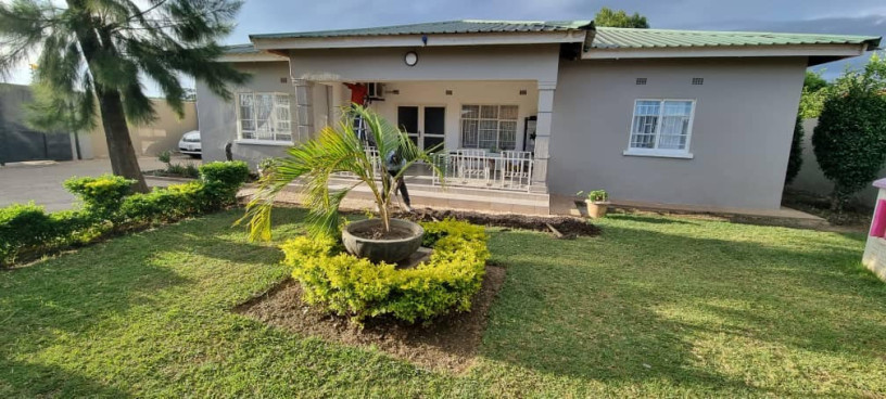 4-bedroom-standalone-house-for-sale-in-foxdale-big-5
