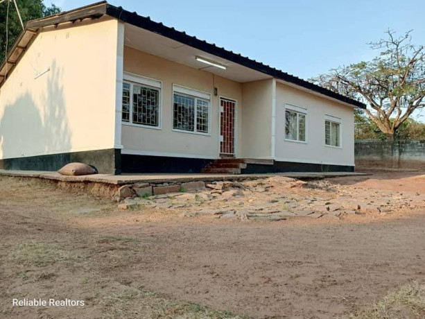 4-bedroom-house-for-sale-in-woodlands-big-2