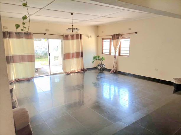 4-bedroom-house-for-sale-in-new-kasama-big-2