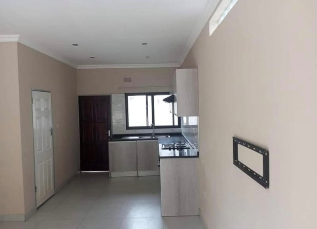 2-bedroom-flat-for-rent-in-rhodespark-big-2