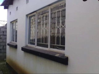 1-bedroom-apartment-in-thorn-park