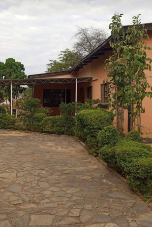 4-bedroom-house-for-rent-in-chudleigh-big-1