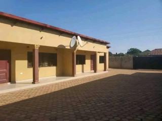 2-bedroom-flat-for-rent-in-libala-south