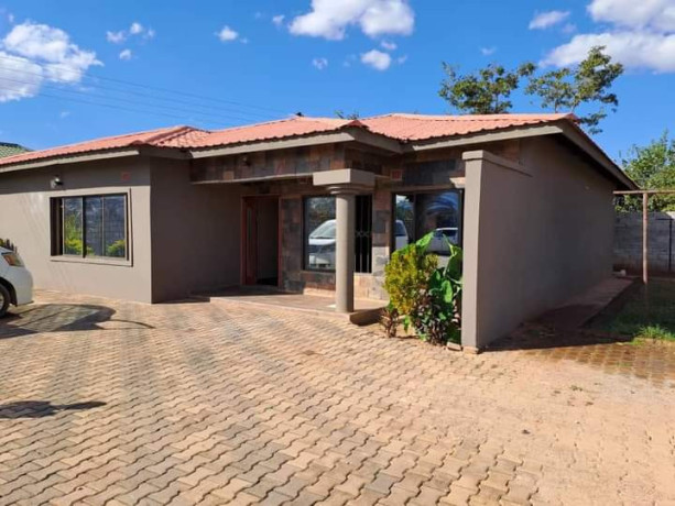 3-bedroom-flat-for-rent-in-new-kasama-big-2