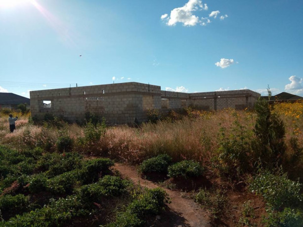 spacious-plot-for-sale-big-4