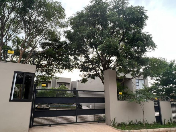 4-bedroom-house-for-sale-in-new-kasama-big-1