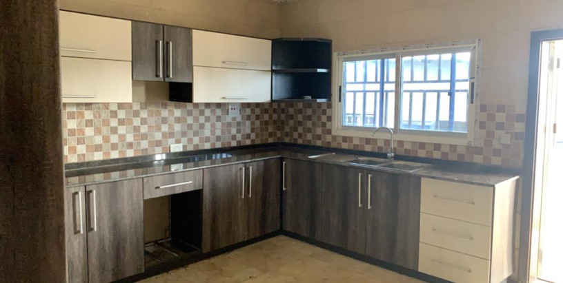 4-bedroom-house-for-sale-in-lilayi-big-5