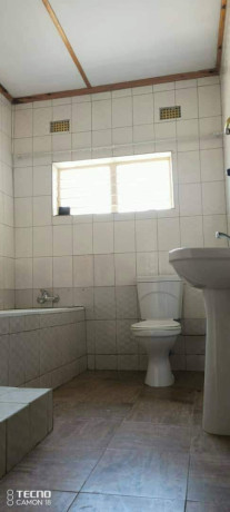 3-bedroom-house-for-sale-in-avondale-big-4