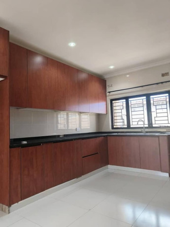 spacious-3-bedroom-flat-for-rent-in-ibex-meanwood-big-6