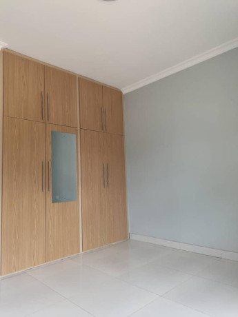 spacious-3-bedroom-flat-for-rent-in-ibex-meanwood-big-4