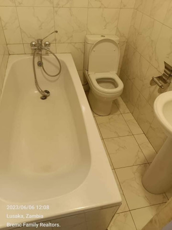 2-bedroom-flat-for-rent-in-chalala-big-7