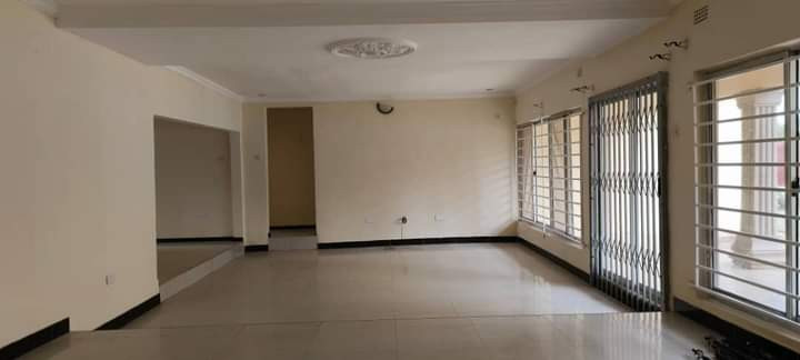 spacious-standalone-house-for-rent-in-ibex-meanwood-big-3