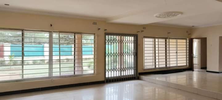 spacious-standalone-house-for-rent-in-ibex-meanwood-big-2