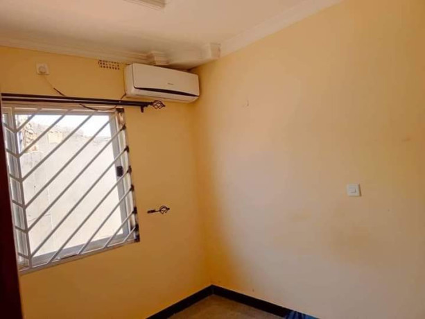 2-bedroom-flat-for-rent-in-chalala-big-5