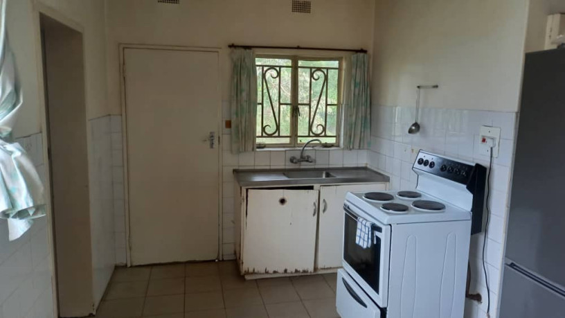 3-bedroom-house-for-sale-in-woodlands-big-8