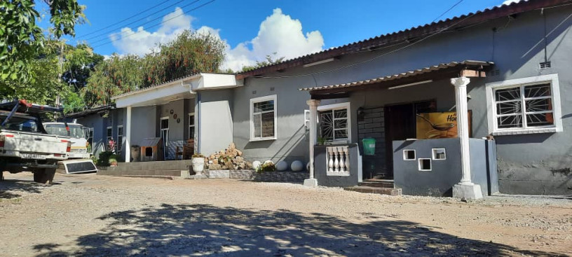 3-bedroom-house-for-sale-in-marshlands-big-5