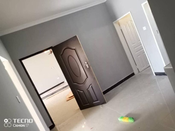 32-bedroom-flats-for-sale-in-chalala-big-6