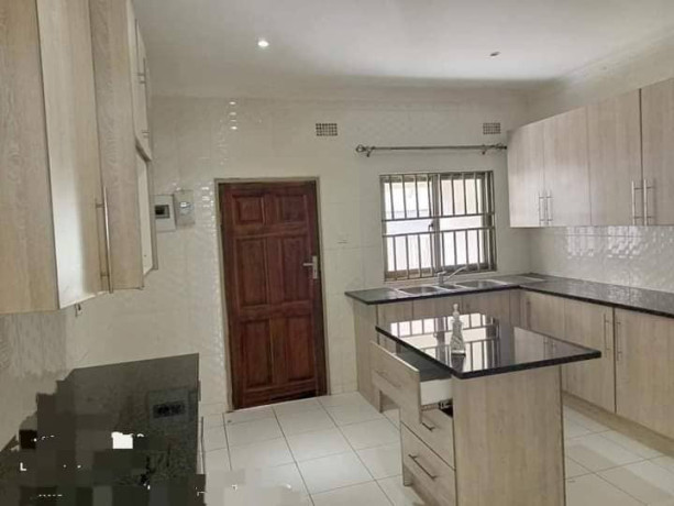 2-bedroom-flat-for-rent-in-chalala-big-9