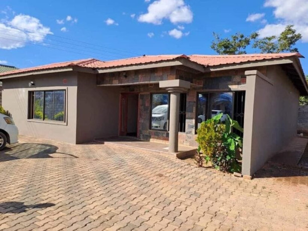 3-bedroom-house-for-rent-in-new-kasama-big-0