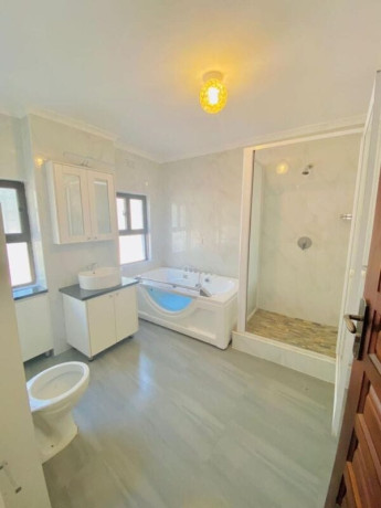 5-bedroom-house-for-rent-in-kabulonga-big-4